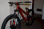 my 2010 P3 with black argyle 409 2010, straitline stem and atlas fr bars :)