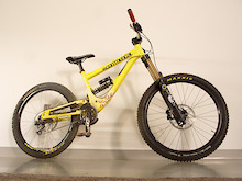 commencal supreme 8 2011