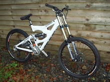 giant faith downhill bike