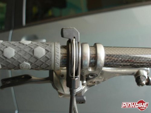 Handle bar mounted Poploc control